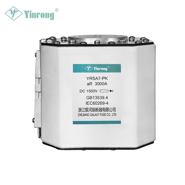 Што такое высакахуткасны засцерагальнік з квадратным корпусам і чаму ён важны для абароны паўправаднікоў