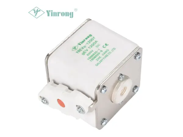 Якая функцыя EV Automotive і EVSE Fuse?